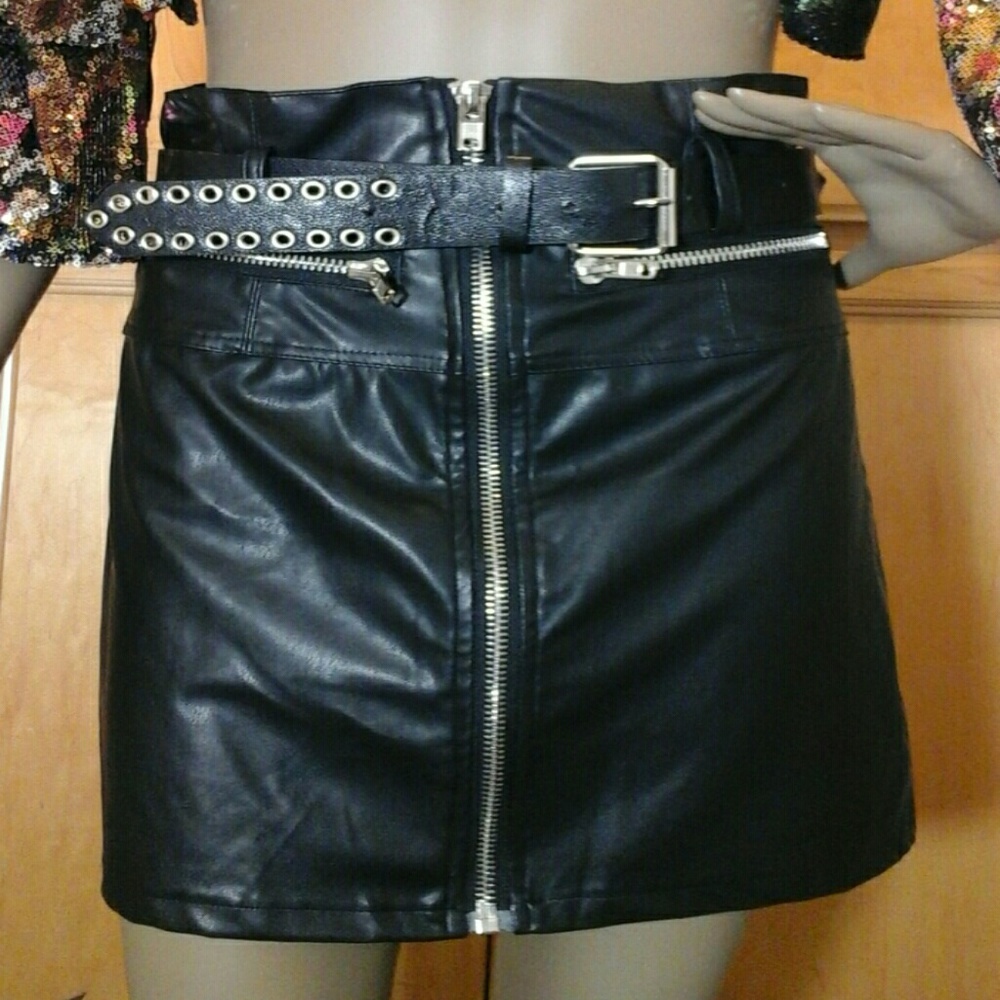 Skirt - Picture 7 of 7
